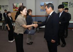 2025년 하반기 정기 인사에 따른 임용장 수여식(6급 이하) 썸네일 4