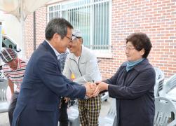 작은샘터회 제15회 어버이날 행사 썸네일 4
