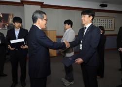 2025년 하반기 정기 인사에 따른 임용장 수여식(6급 이하) 썸네일 5