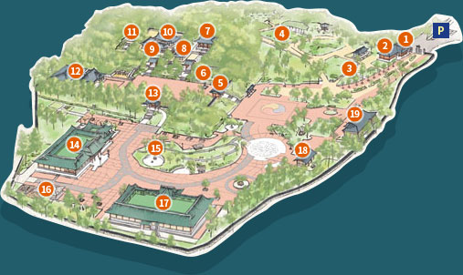 오른쪽 위를 기준으로 주차장 앞쪽으로 1.매표소, 2.관리사무소, 3.율곡이이동상 왼쪽부터 4.초충도화단, 5.자경문, 6.유적정화기념비, 7.문성사, 8.오죽헌, 9.바깥채, 10.안채, 11.어제각, 12.율곡기념관,
             왼쪽으로 13.입지문, 아래쪽으로 15.신사임당동상 왼쪽으로 14.강릉화폐전시관, 아래쪽으로 16.강릉지역고분군, 17.강릉시립박물관, 18.화장실, 19.율곡인성교육관·솔향명품샵